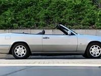 Usata Mercedes E320 220 CV (161 kW) 1997 Argento Cabrio