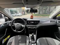 Usata VW Polo Highline 95 CV (69 kW) 2018 Blu Utilitaria