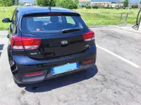 Usata Kia Rio 82 CV (60 kW) 2017 Nero Berlina