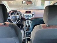 Usata Ford Fiesta 97 CV (71 kW) 2010 Nero Utilitaria