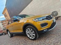 Usata VW T-Roc 149 CV (109 kW) 2019 Giallo SUV