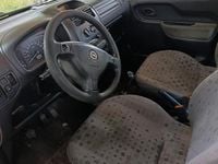 Usata Opel Agila 58 CV (42 kW) 2002 Grigio Utilitaria