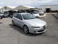 Usata Alfa Romeo 147 120 CV (88 kW) 2007 Argento Utilitaria