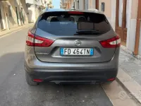 Usata Nissan Qashqai 131 CV (96 kW) 2016 Grigio SUV