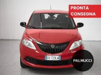 Usata Lancia Ypsilon Silver 70 CV (51 kW) 2024 Rosso Utilitaria