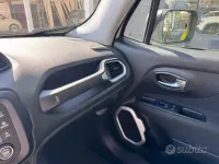Usata Jeep Renegade Sport 120 CV (88 kW) 2015 Bianco SUV