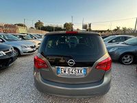 Usata Opel Meriva Cosmo 120 CV (88 kW) 2014 Marrone Monovolume