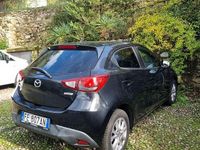 Begagnad Mazda 2 Evolve 75 HK (55 kW) 2016 Svart Halvkombi