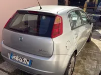 Usata Fiat Grande Punto 77 CV (56 kW) 2006 Utilitaria