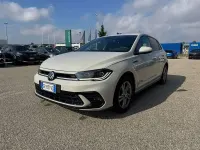 Usata VW Polo R-line 95 CV (69 kW) 2024 Grigio Utilitaria