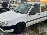 Usata Citroën Saxo 60 CV (44 kW) 2002 Bianco Utilitaria