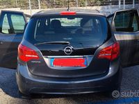 Usata Opel Meriva 120 CV (88 kW) 2012 Grigio Monovolume