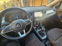 Usata Renault Captur Intens 101 CV (74 kW) 2021 Grigio SUV