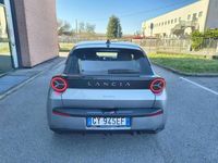 Usata Lancia Ypsilon 101 CV (74 kW) 2025 Argento Utilitaria