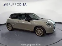 Usata Mini Cooper SE Favoured 64 kW (88 CV) 2025 Grigio Utilitaria