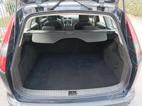 Usata Ford Focus Style 90 CV (66 kW) 2005 Grigio Station wagon