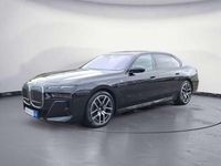 Usata BMW 740 M Sport 286 CV (210 kW) 2025 Saphirschwarz metallic Berlina