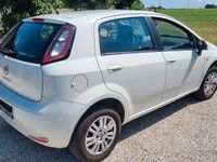 Usata Fiat Punto 77 CV (56 kW) 2012 Bianco Utilitaria