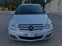 Usata Mercedes B200 140 CV (102 kW) 2009 Monovolume