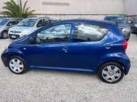 Usata Toyota Aygo 68 CV (50 kW) 2008 Blu/azzurro Utilitaria