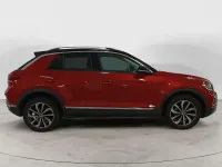 Usata VW T-Roc Style 150 CV (110 kW) 2023 Rosso SUV
