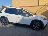 Usata Peugeot 2008 Allure 99 CV (72 kW) 2016 Bianco SUV