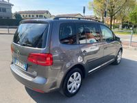 usata VW Touran 1.6 TDI DSG Comfortline