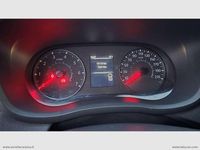 Usata Renault Master 135 CV (99 kW) 2023 Grigio Monovolume