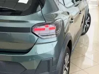 Nuova Dacia Sandero Stepway 101 CV (74 kW) 2026 Verde Berlina