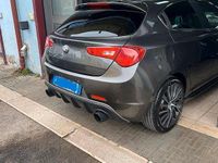 Usata Alfa Romeo Giulietta Quadrifoglio Verde 241 CV (177 kW) 2014 Grigio Utilitaria