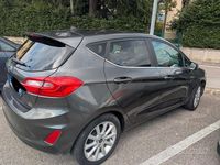 Usata Ford Fiesta Titanium 85 CV (62 kW) 2017 Grigio Berlina