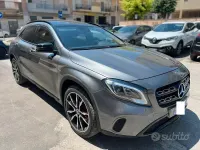 Usata Mercedes GLA200 Night 136 CV (100 kW) 2018 Grigio SUV