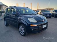 Usata Fiat Panda Lounge 85 CV (62 kW) 2013 Blu Utilitaria