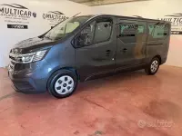 Usata Renault Trafic 150 CV (110 kW) 2024 Grigio Monovolume
