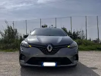 Usata Renault Clio V Techno 101 CV (74 kW) 2023 Grigio Berlina
