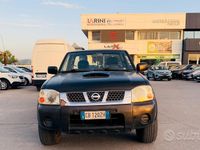 Usata Nissan Navara 133 CV (97 kW) 2002 Nero Pick-up