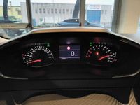 Usata Peugeot 208 Active 101 CV (74 kW) 2024 Blu/azzurro Utilitaria