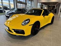 Usata Porsche 911 Targa 4 480 CV (353 kW) 2024 Giallo Cabrio
