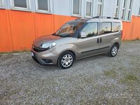Usata Fiat Doblò 120 CV (88 kW) 2017 Marrone Monovolume