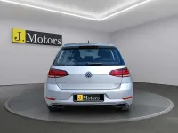 Usata VW Golf VII Business 150 CV (110 kW) 2020 Grigio chiaro Berlina