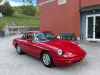 Usata Alfa Romeo Spider 106 CV (77 kW) 1990 Rosso Cabrio