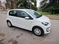 Begagnad VW up! 60 HK (44 kW) 2015 Vit Halvkombi