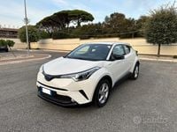 Usata Toyota C-HR Business Edition 98 CV (72 kW) 2019 Bianco SUV