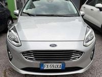 Usata Ford Fiesta Titanium 101 CV (74 kW) 2019 Argento Berlina