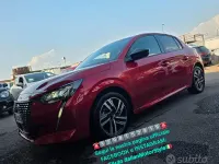 Usata Peugeot 208 Allure 75 CV (55 kW) 2022 Rosso Utilitaria