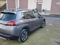 Usata Peugeot 2008 92 CV (67 kW) 2018 Grigio SUV