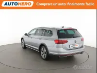 Usata VW Passat Alltrack 200 CV (147 kW) 2021 Grigio Station wagon