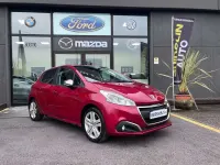 Usata Peugeot 208 Style 82 CV (60 kW) 2017 Rosso Utilitaria