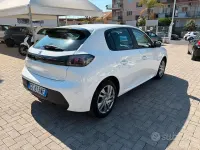Usata Peugeot 208 Active 75 CV (55 kW) 2020 Bianco Utilitaria
