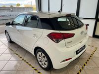 Usata Hyundai i20 Classic 75 CV (55 kW) 2016 Bianco Berlina